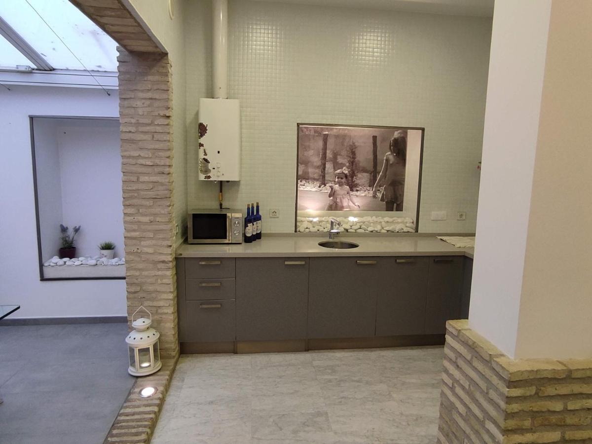 Apartamento Un Jardin En La Alfalfa - Kainga Homes Seville Exterior photo